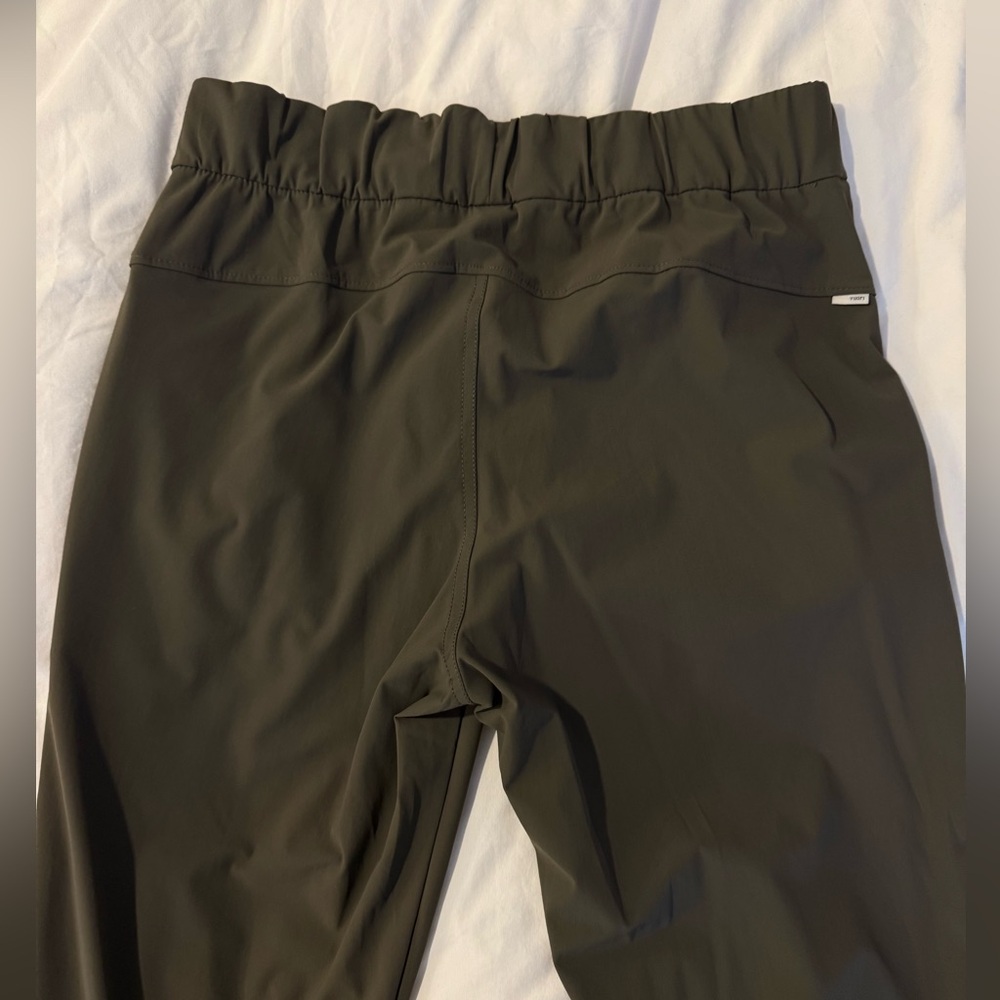 Vuori Miles Ankle Pants NWOT - Picture 9 of 11